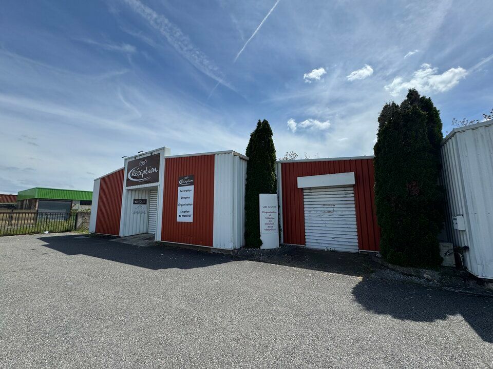 Location local commercial 550 m² divisibles à partir de 300 m²