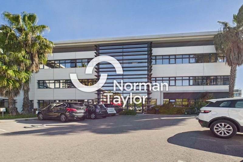 Location bureaux 1485 m² non divisibles