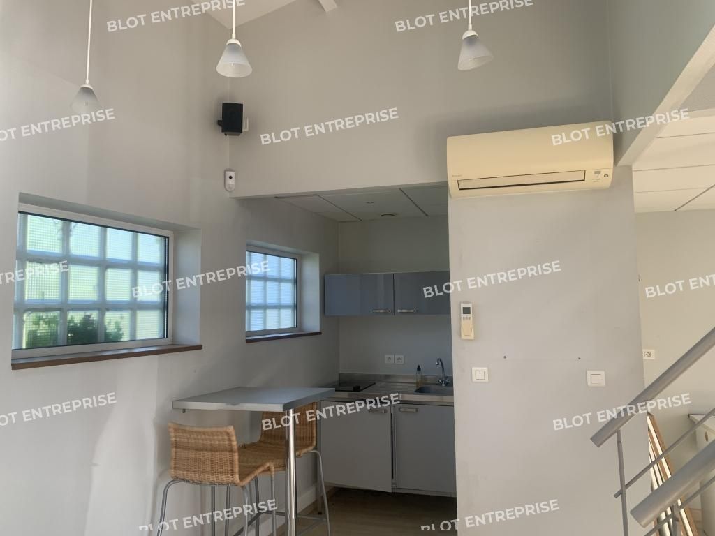 Vente bureaux 295 m² non divisibles