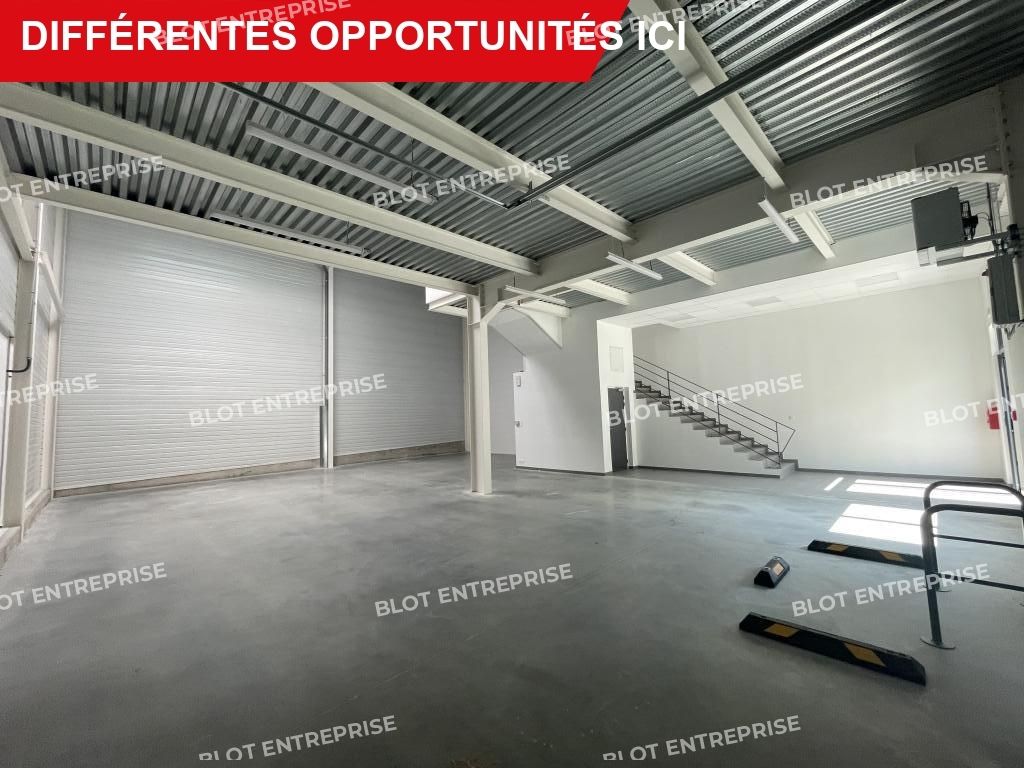 Location entrepôts 425 m² non divisibles