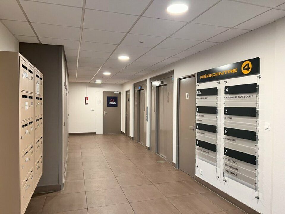 54 m² pour ce bureaux en location à Caen