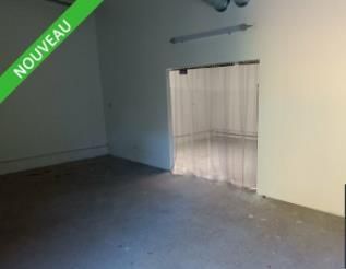 Location entrepôts 200 m² non divisibles