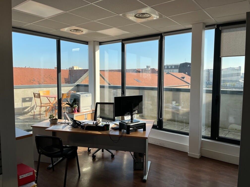 Location bureaux 234 m² non divisibles