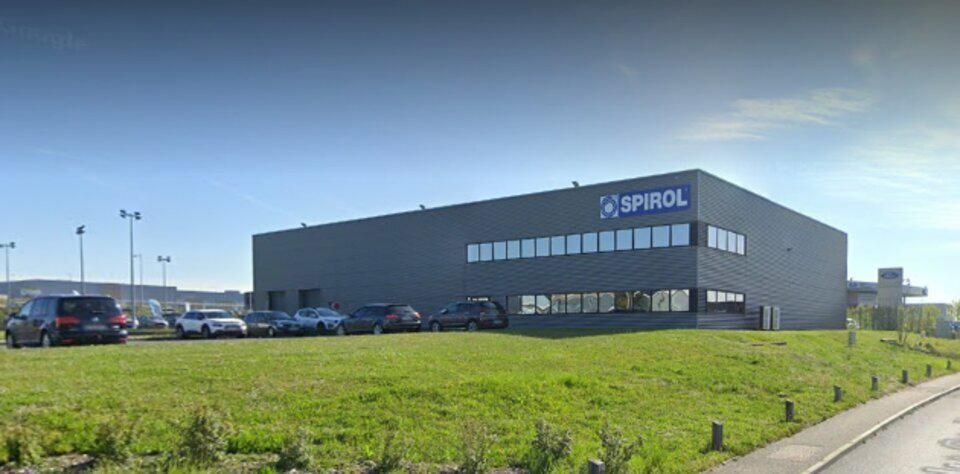 Location entrepôts 1050 m² non divisibles