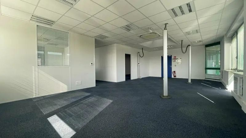 Location bureaux 265 m² non divisibles