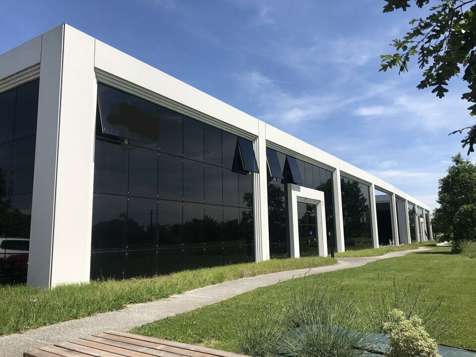 Location bureaux 1400 m² non divisibles