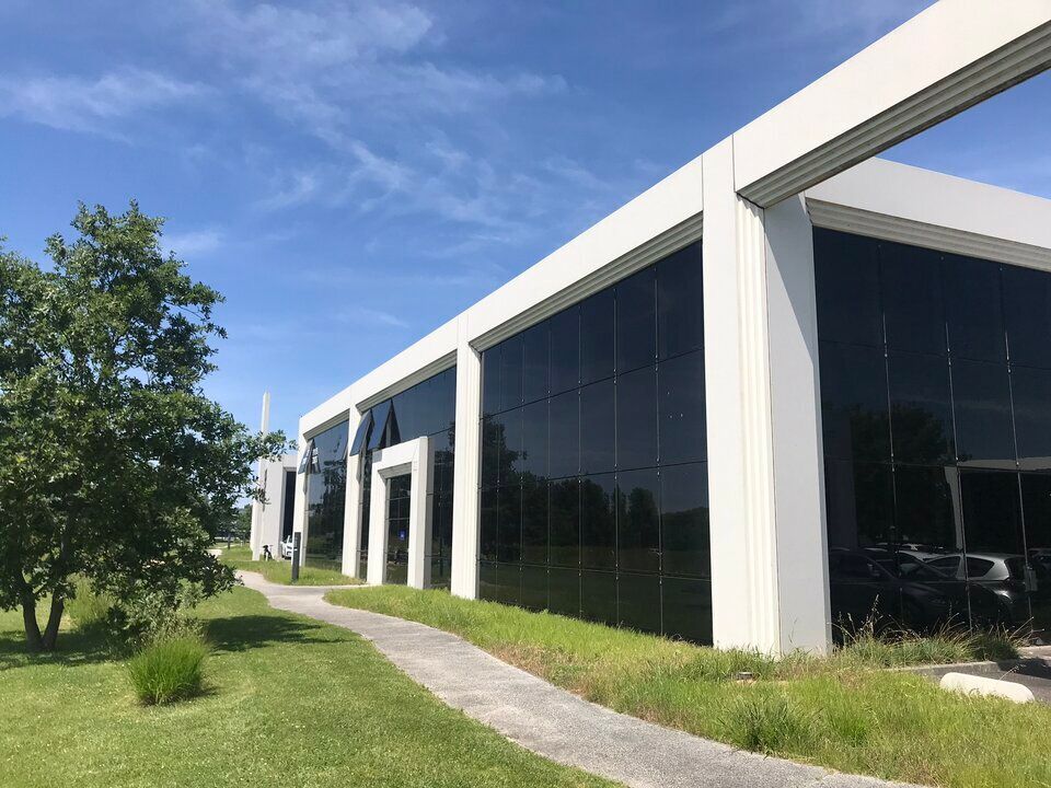 Location bureau - 1400 m²