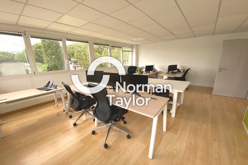 Location bureaux 103 m² non divisibles