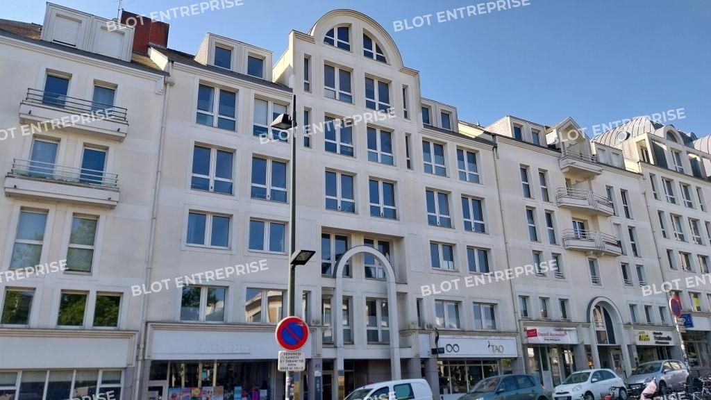 Location bureaux 258 m² non divisibles