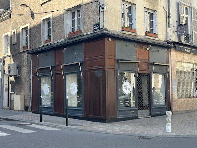 Location local commercial 35 m² à ORLEANS
