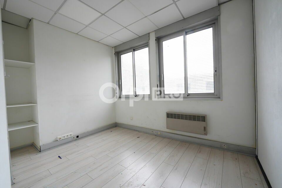 BUREAUX A LOUER - 127 m² - VILLEURBANNE 