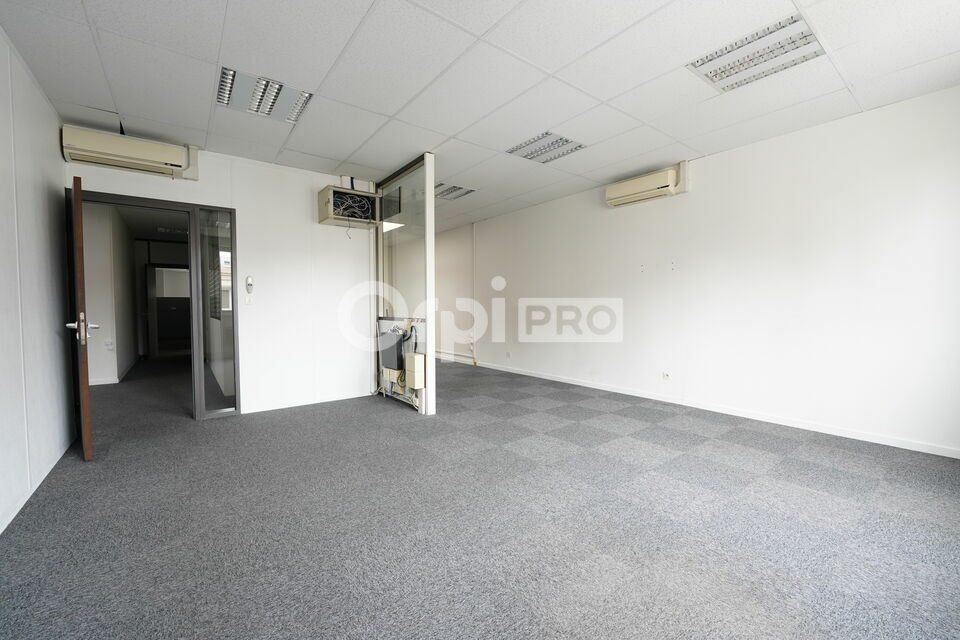 BUREAUX A LOUER - 170 m² - VILLEURBANNE 