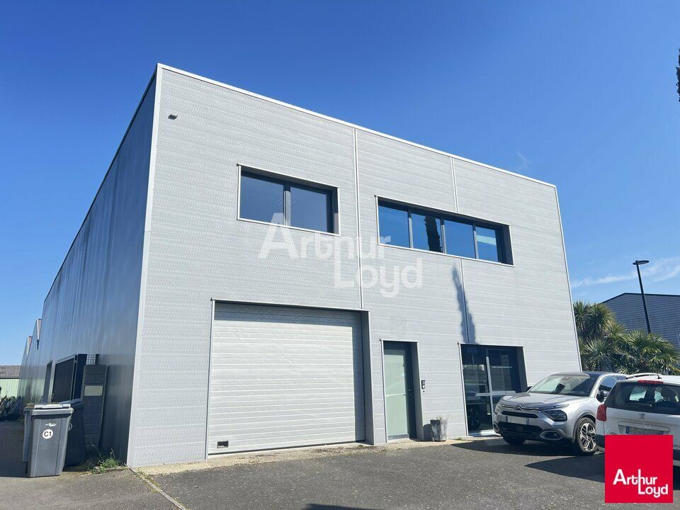 Location bureaux 200 m² non divisibles