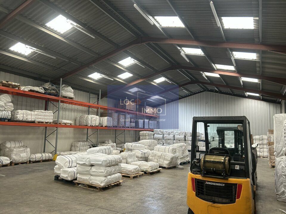 Location local d''activites 410 m² non divisibles