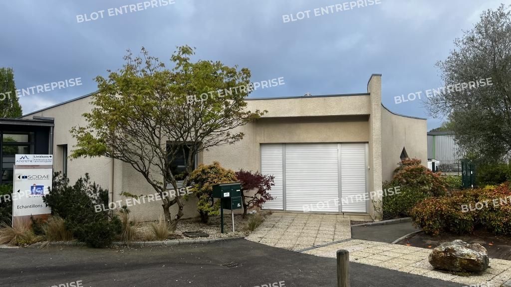 Location bureaux 221 m² non divisibles