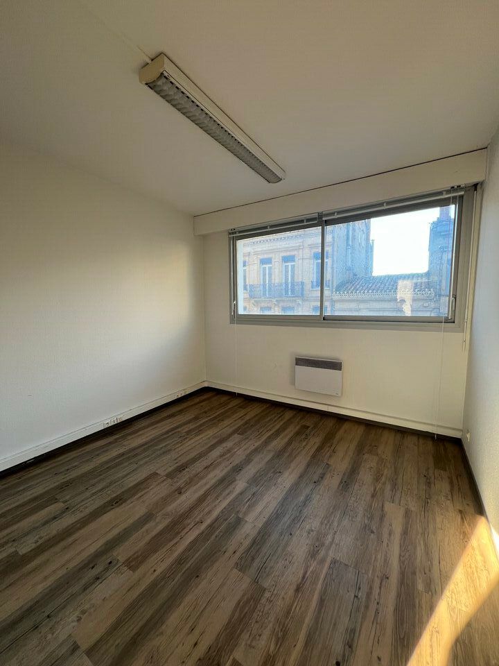 TOULOUSE HYPER CENTRE - JEANNE D'ARC 70M2  BUREAUX LOCATION - 