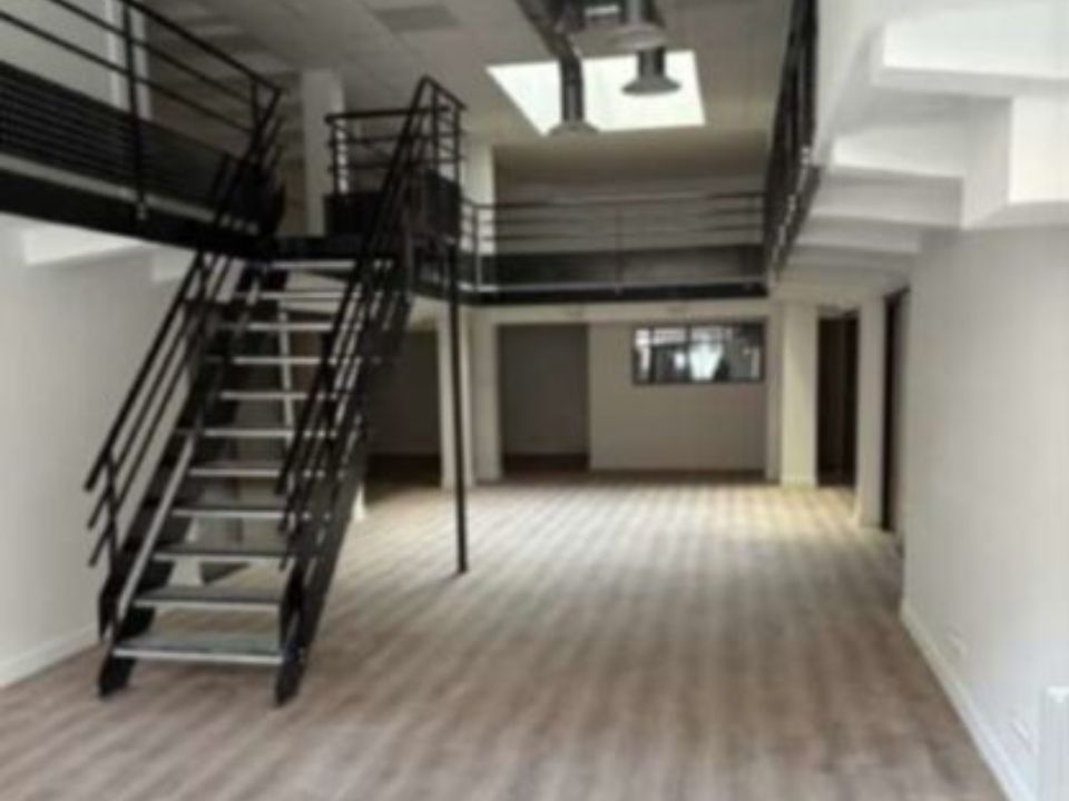 Bureaux de 279 m² à la vente ou location - Le Havre (76)