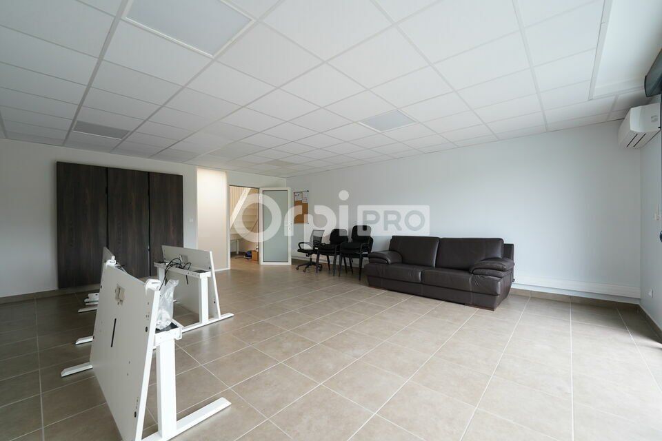 Location bureaux 90 m² divisibles à partir de 35 m²