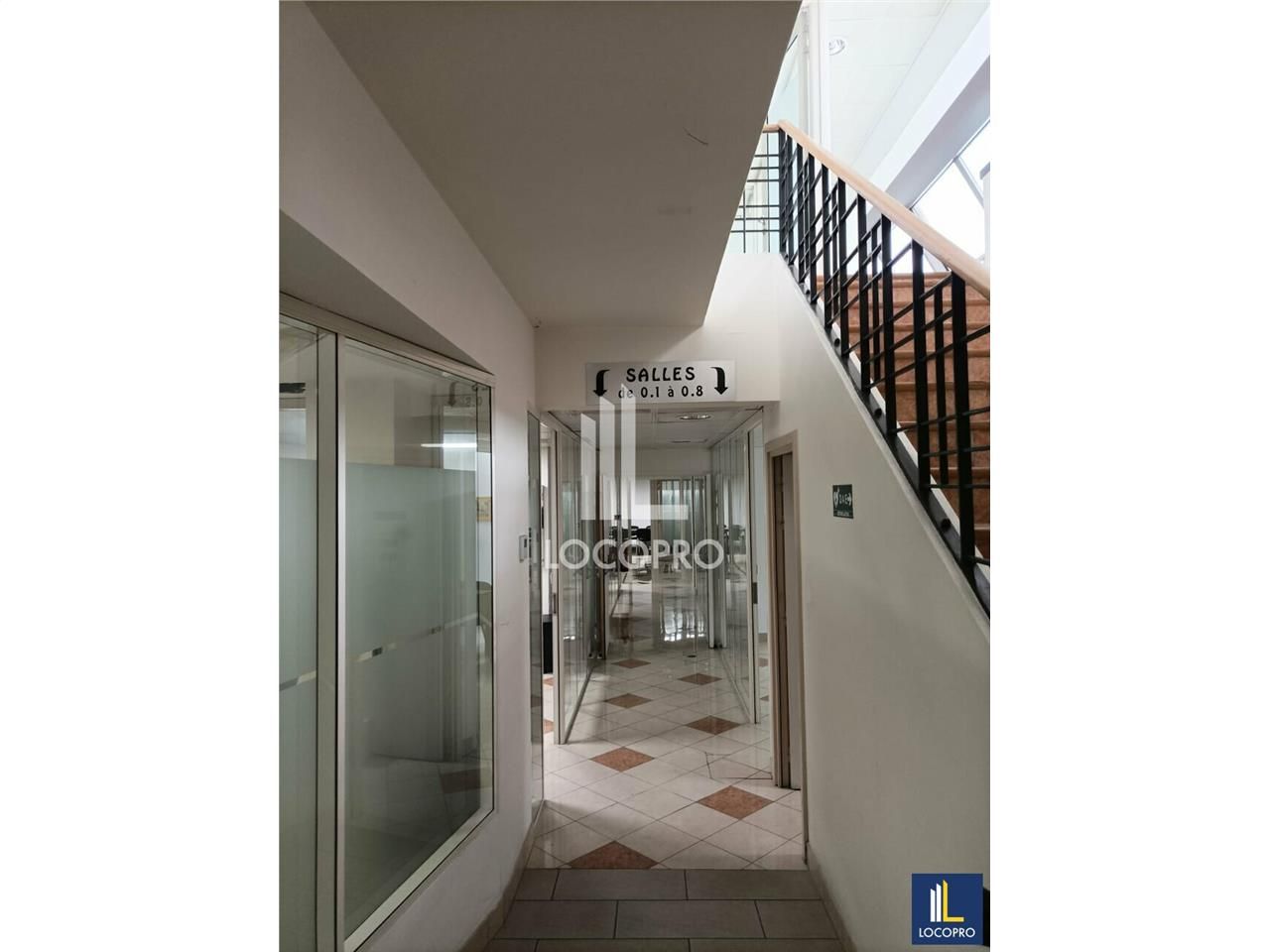 Vente local commercial 412 m² non divisibles