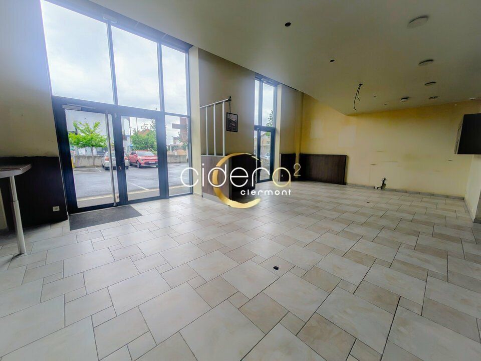 À louer – Local commercial ~148m² avec fort potentiel – Secteur Brézet