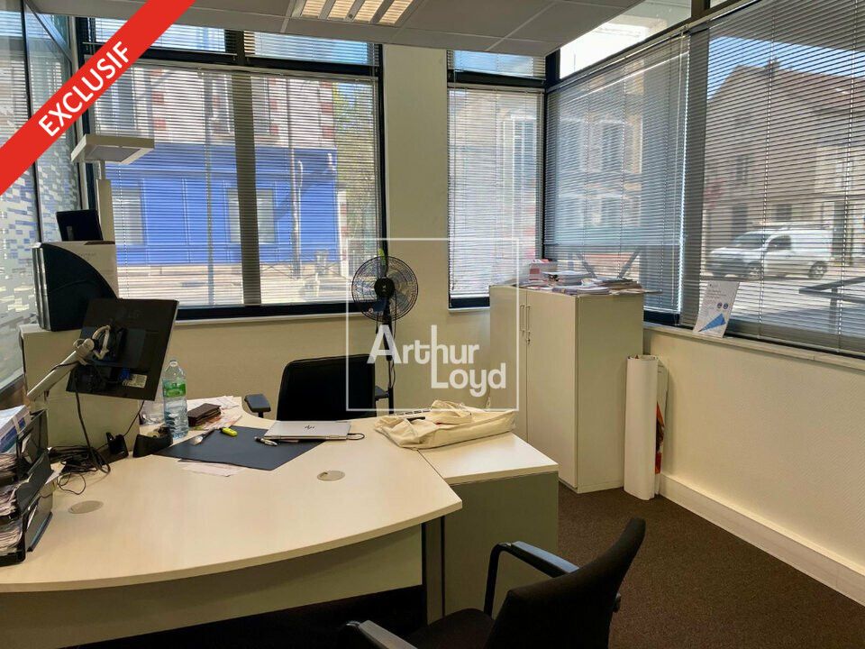 Plateau de bureaux à louer - Ville préfecture