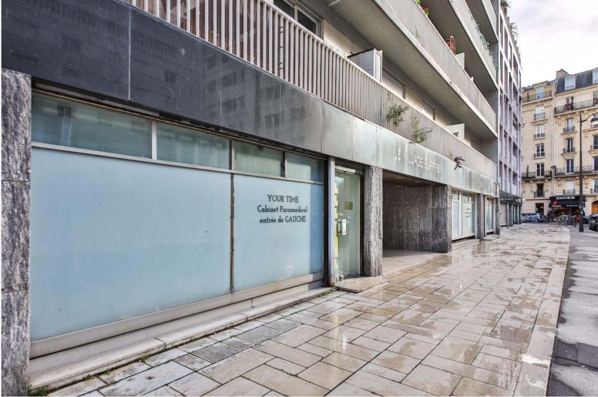 Location local commercial 178 m² non divisibles