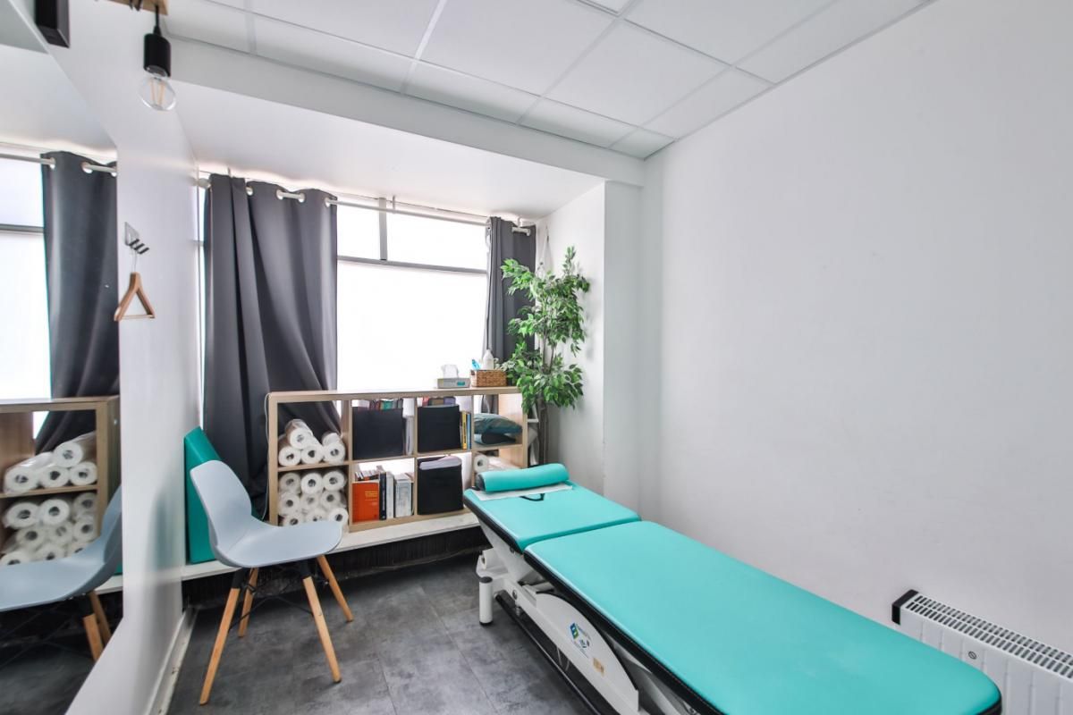 Location local commercial 178 m² non divisibles