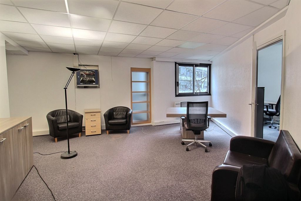 Location bureaux 120 m² non divisibles
