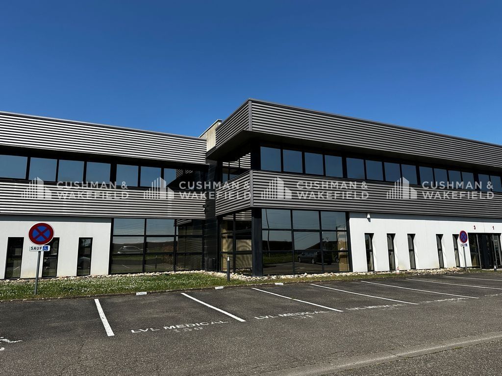 Location activités 754 m² non divisibles