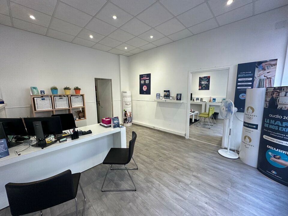 Strasbourg – À deux pas de la place de la République, local commercial de 66 m² avec grande vitrine offrant une visibilité exceptionnelle sur l'avenue des Vosges. Disponible le 01/10/2025 !