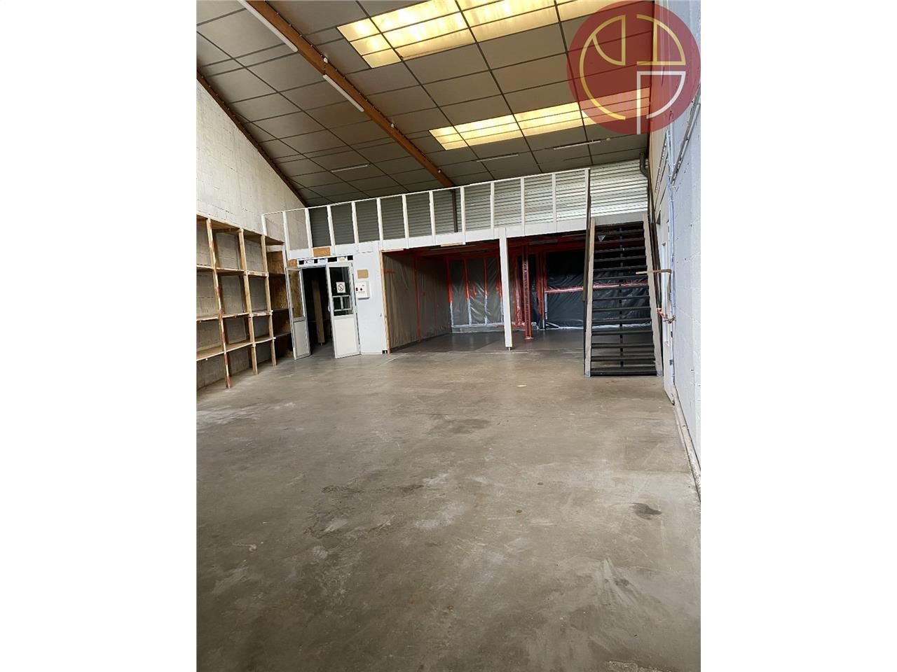 Location local 330 m² à TOULOUSE