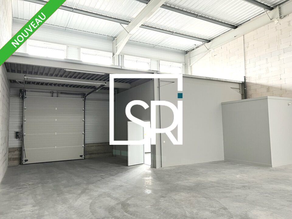 LOCATION LOCAL D'ACTIVITÉ / ENTREPÔT + BUREAUX - 63000 CLERMONT-FERRAND