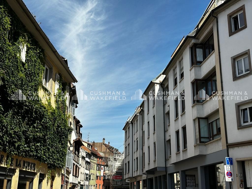 Location bureaux 928 m² divisibles à partir de 433 m²