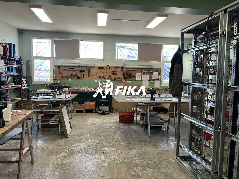 A VENDRE LOCAL D'ACTIVITÉ 485 m² - (33640) BEAUTIRAN