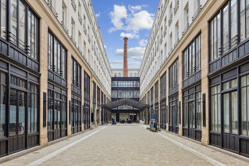 Location bureaux 93 m² à Paris