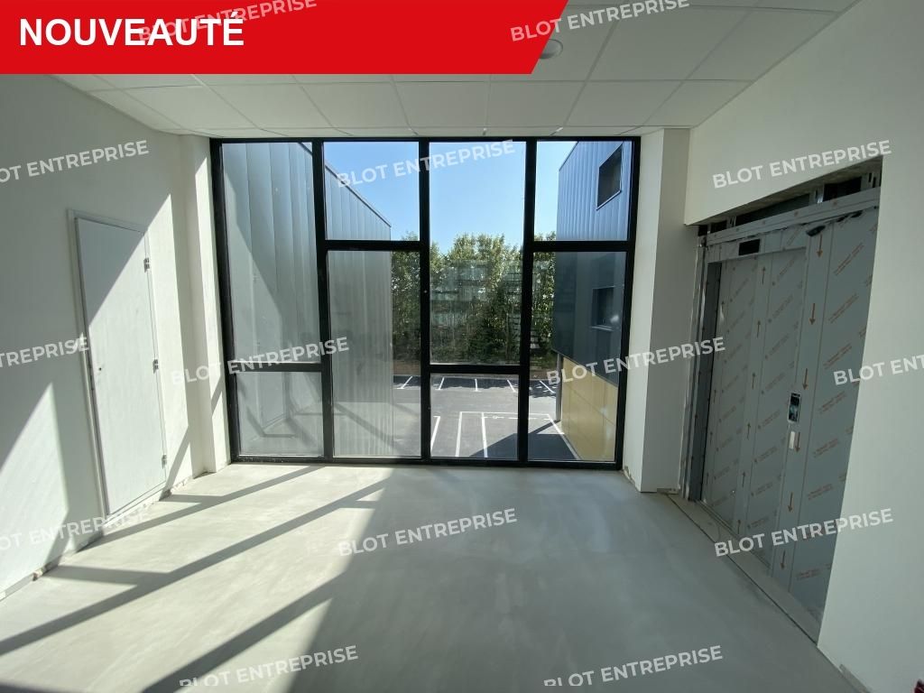 Location bureaux 278 m² non divisibles