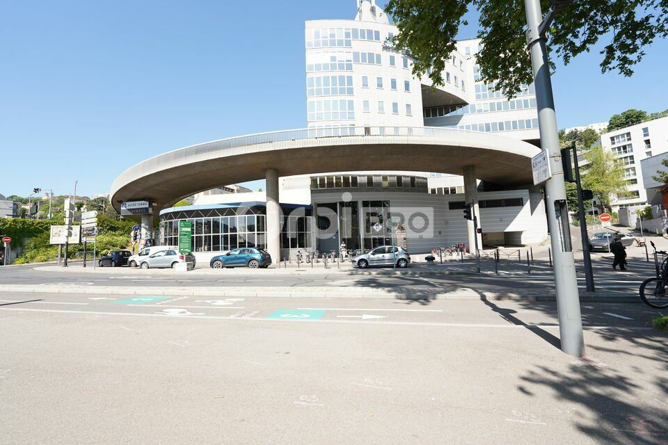 Vente bureaux 379 m² non divisibles