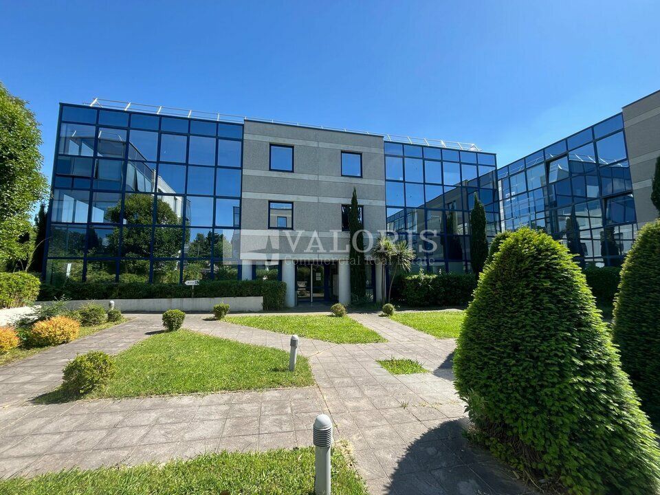 Location bureaux 656 m² divisibles à partir de 53 m²