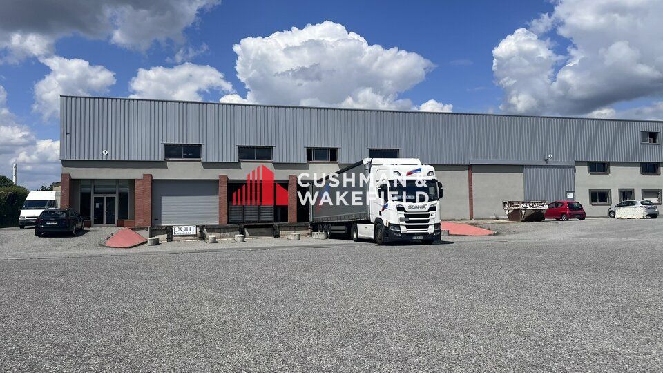 Location entrepot 2760 m² divisibles à partir de 1230 m²