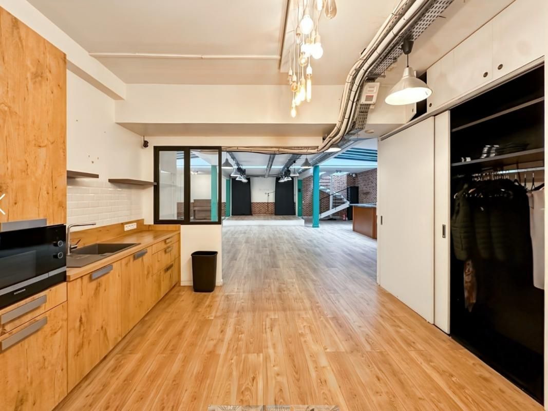 Vente bureaux 245 m² non divisibles