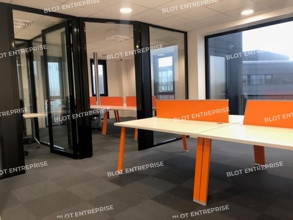 Location bureaux 1121 m² non divisibles