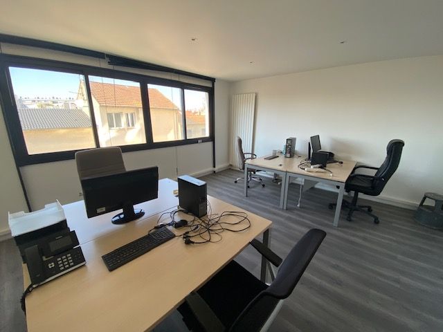 Location bureaux 117 m² non divisibles