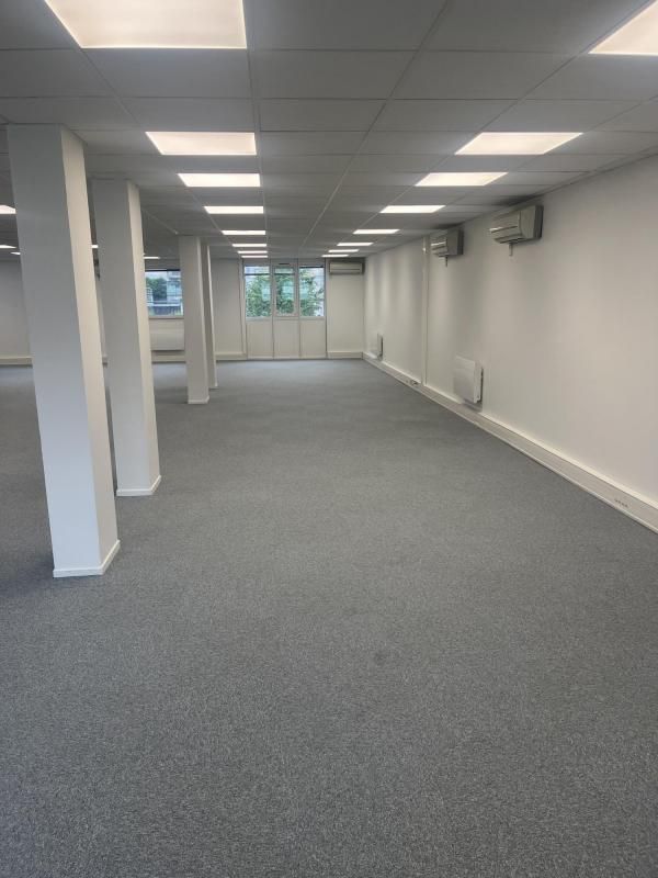Location bureaux 210 m² non divisibles