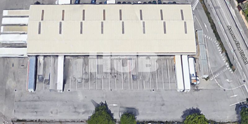 Location entrepôts 200 m² non divisibles