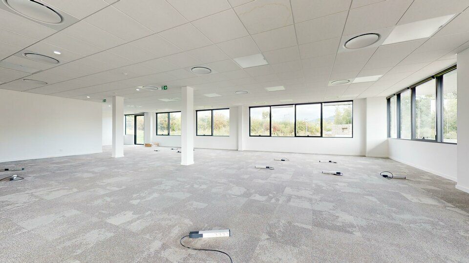 829.5 m² pour ce bureaux en location à Limonest