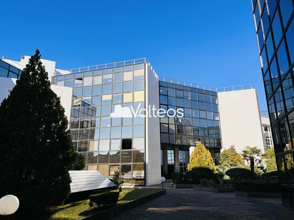 Location bureaux 115 m² non divisibles