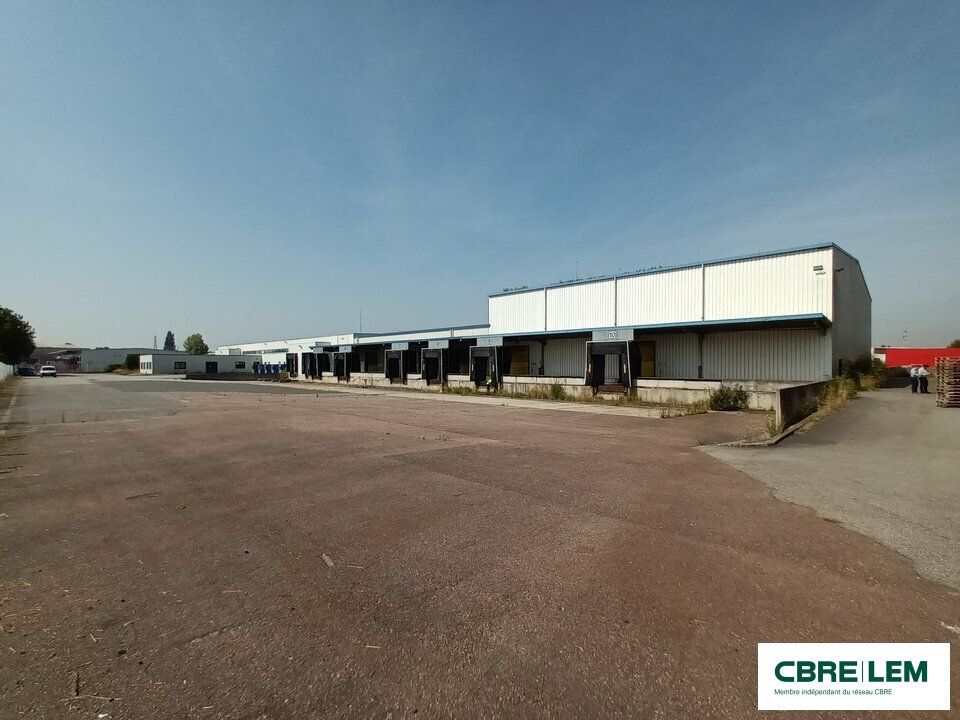 Vente local d''activites 4715 m² non divisibles
