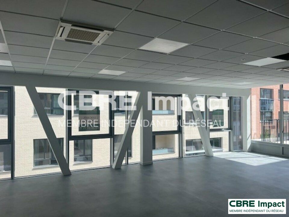 Location bureaux 158 m² non divisibles