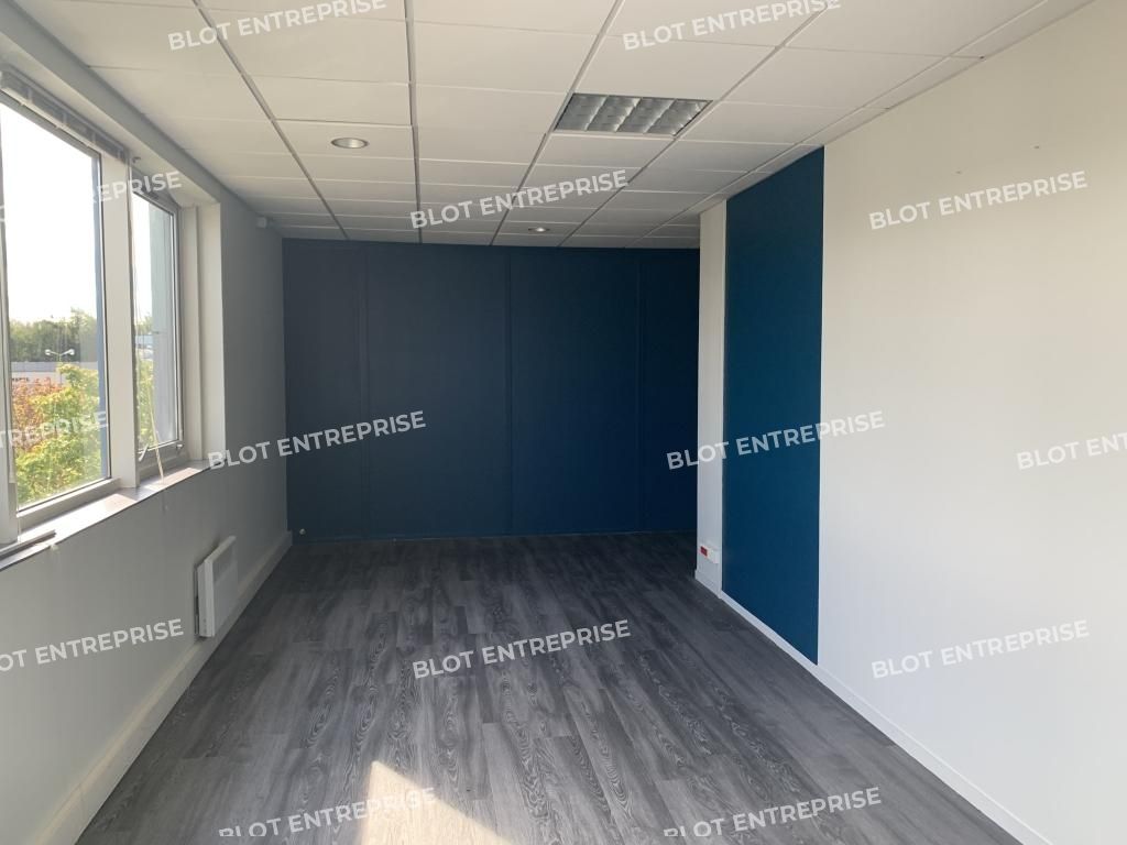 Location bureaux 400 m² non divisibles