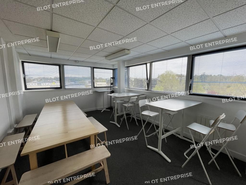 Location bureaux 133 m² non divisibles